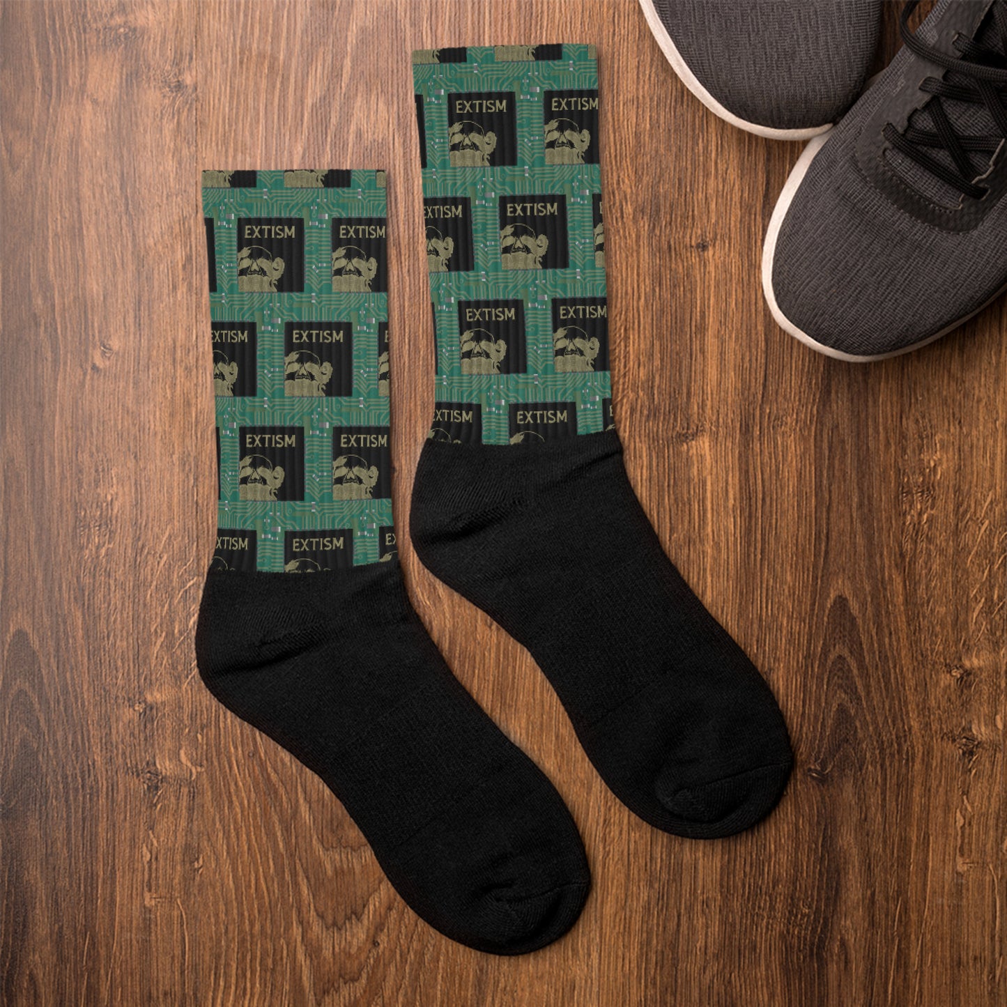 Extism Chip Socks